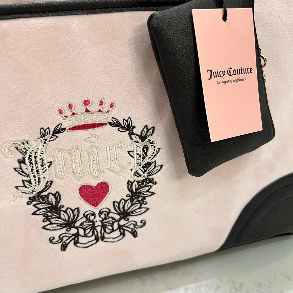 Juicy Couture Soft Pink and Black Travel Bag - Picture 2 of 10